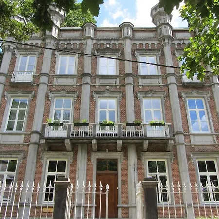 Chatoiment Hotel